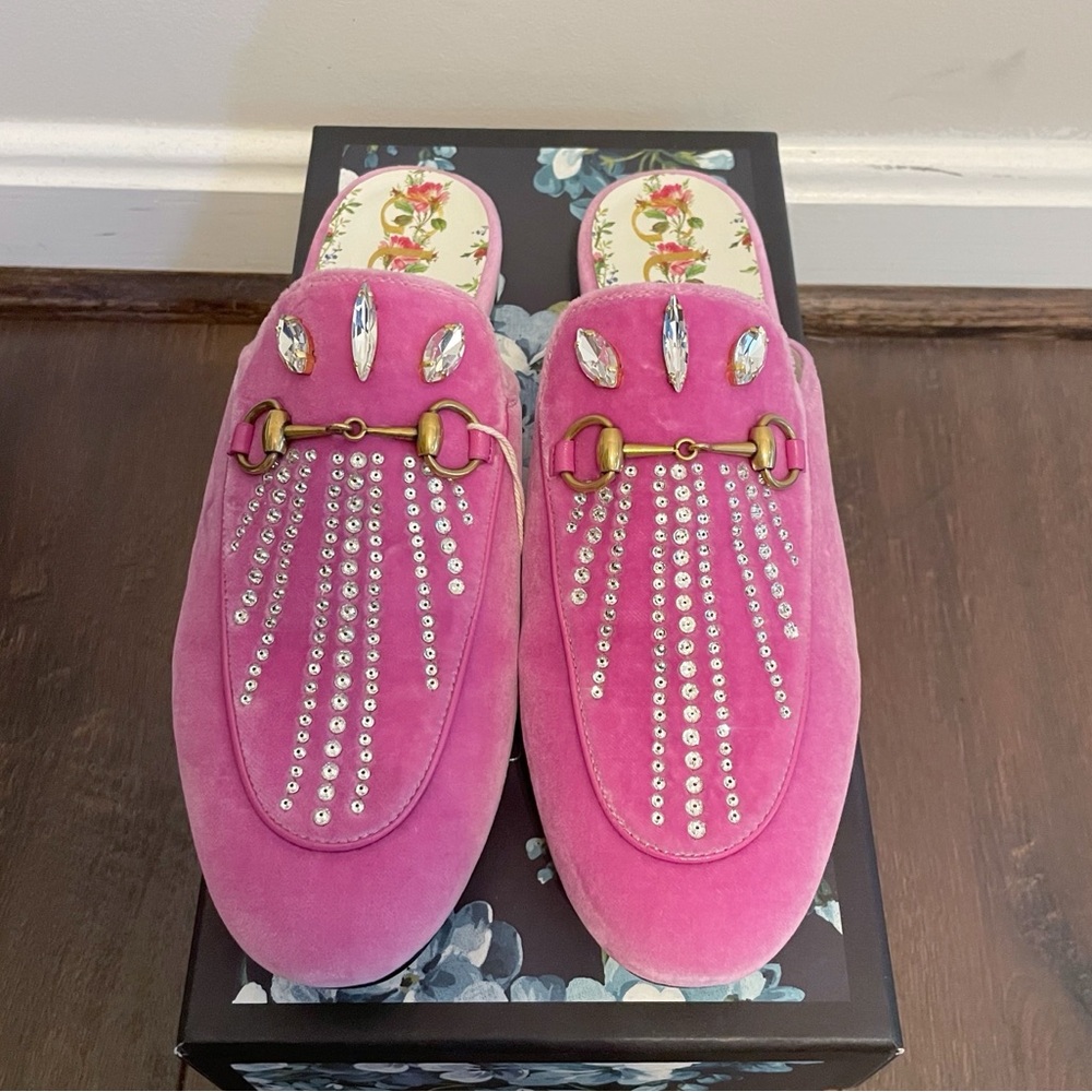 Gucci Princetown Embellished Velvet Mule Pink size 38